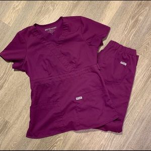 Grey’s Anatomy Scrub Set S/XS Burgundy